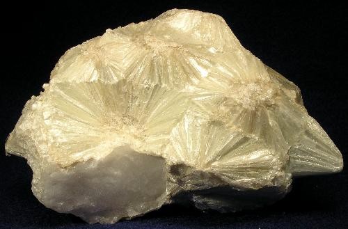 geomin-pirofillite